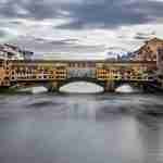 Ponte vecchio di notte2 Florence Travel Guide